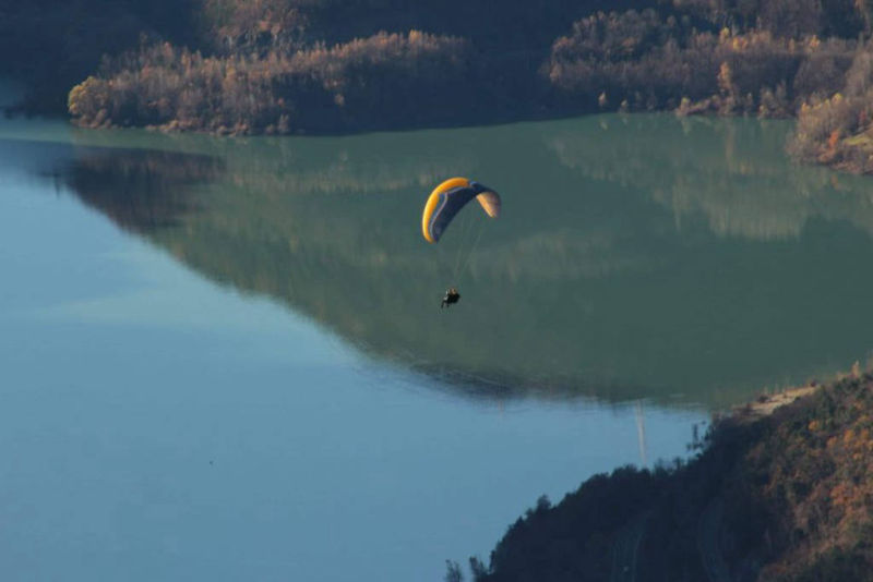 Accion-pirineos parapente